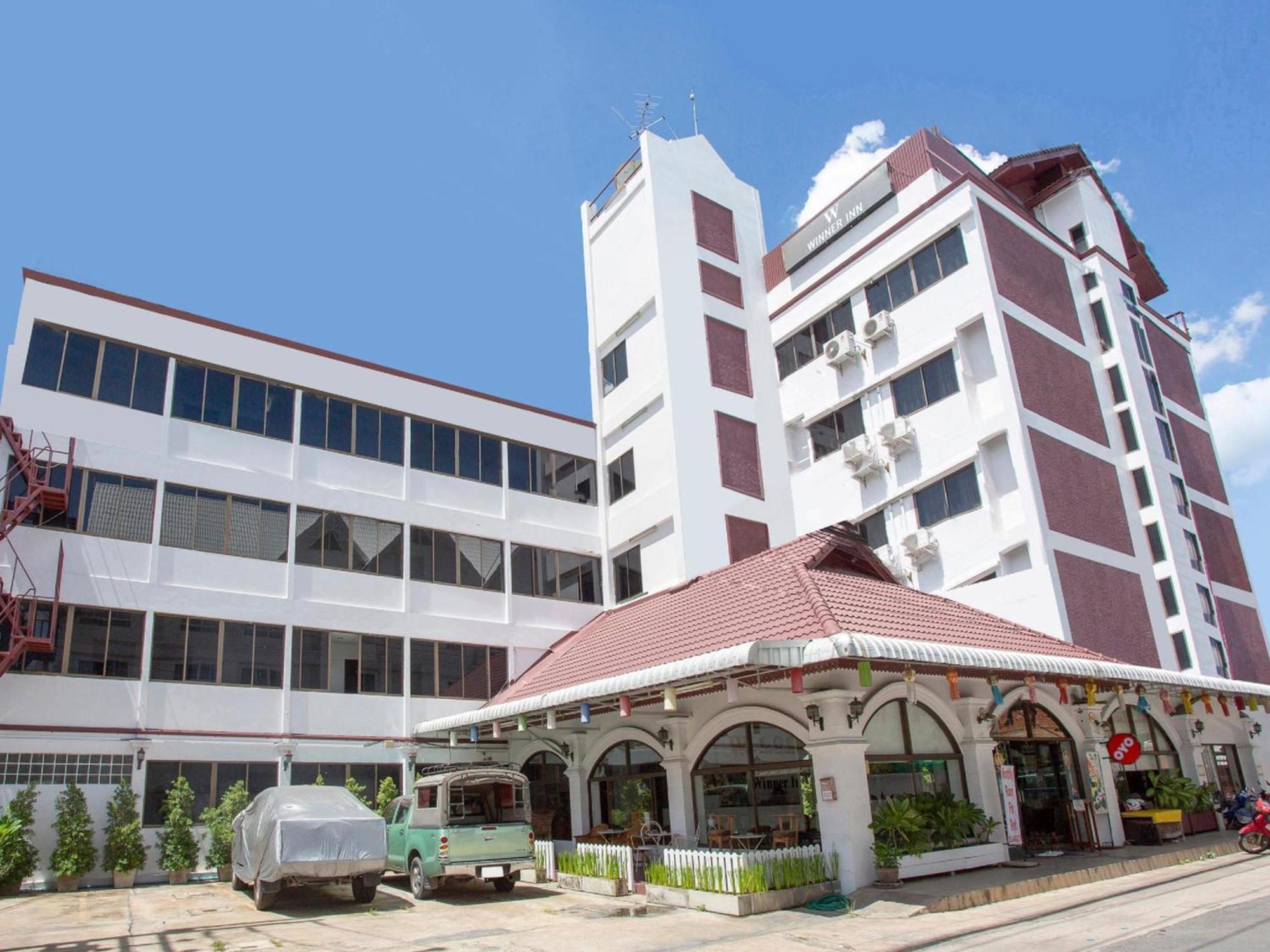 Super Oyo 1096 Winner Inn Hotel — Photos 2