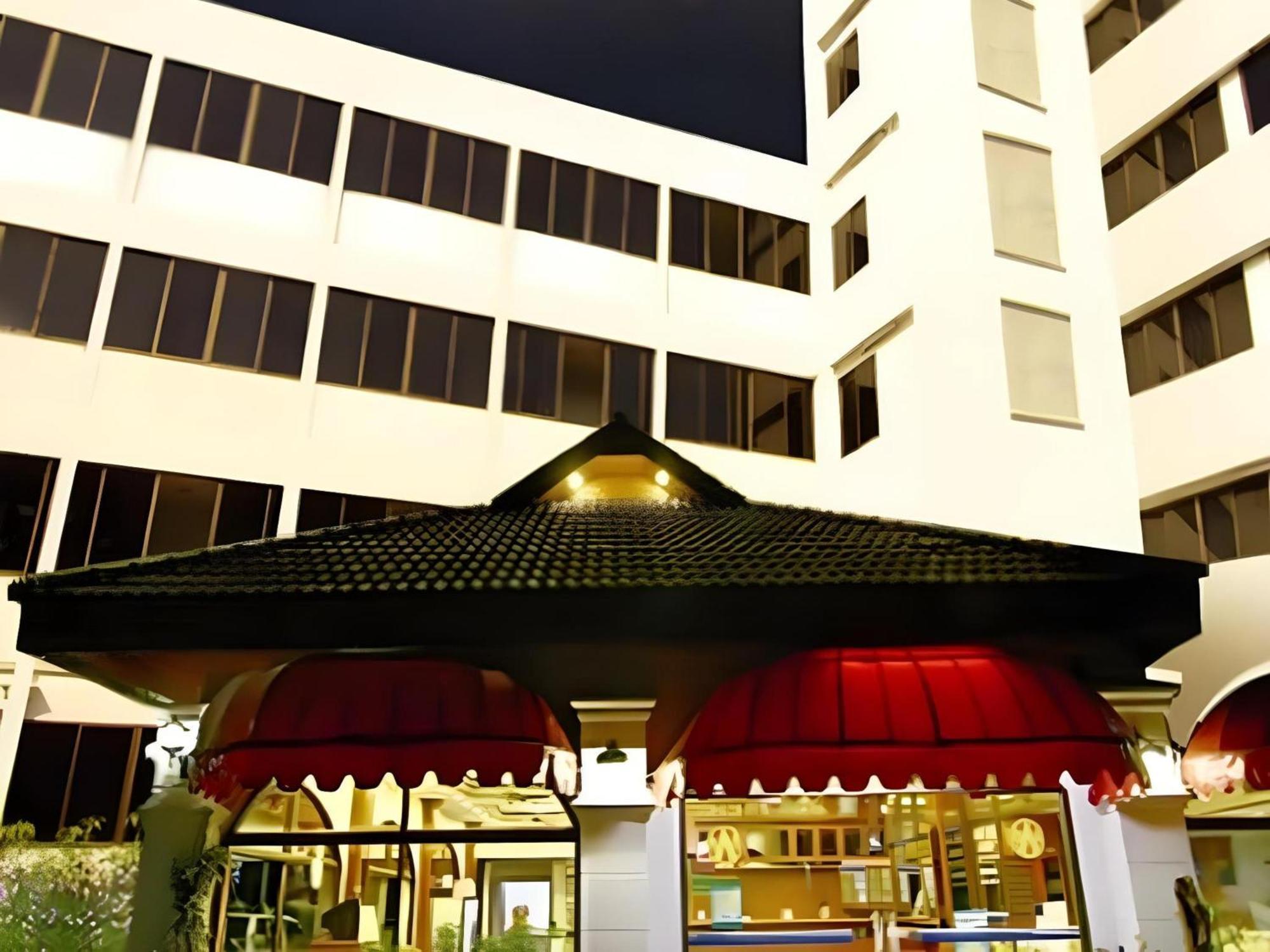 Super Oyo 1096 Winner Inn Hotel, Chiang Mai